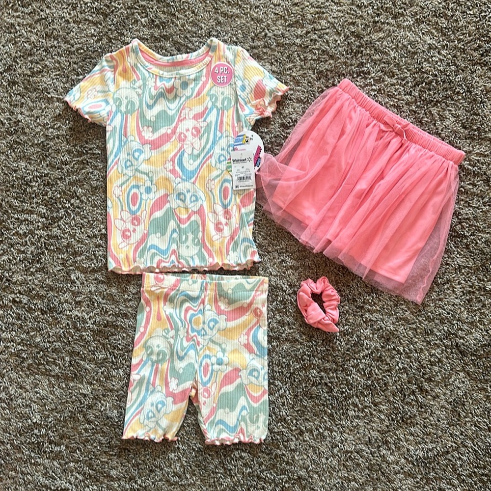 Powerpuff Girl Set - Top/ Shorts/ Skirt/ Scrunchy - 4T